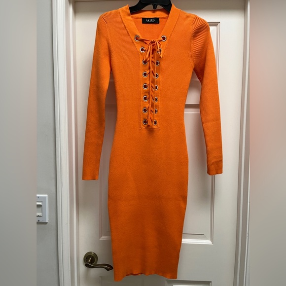 🌟NWOT Sexy Siren Orange Knit Bodycon Dress - Picture 4 of 6